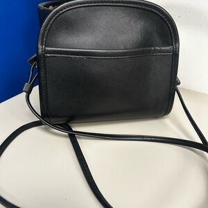 Coach Vintage 1998 Abbie Zip Bag 9017 Sleek Black Crossbody Bag